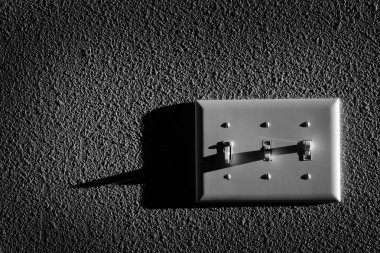 Işık düğmesi güç lambaları için etkinleştirmek için