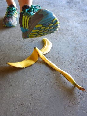 Kaza kaymasını muz kabuğuna adım ayak