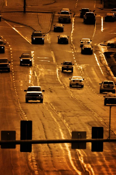 Traffic Driving on Road during Rainstorm — Stock Photo, Image