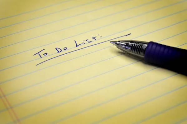 To Do List on Paper Pad with Pen — Stock Photo, Image