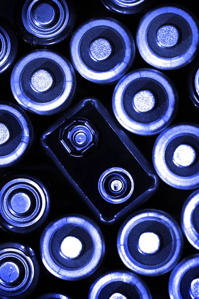 Batterijen in een groep om de macht — Stockfoto