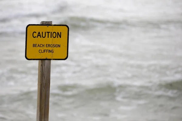 Beach warning sign — Stock Photo, Image