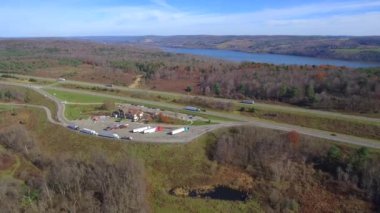 Hava video Whitney Pointe Ny kamyon durağı