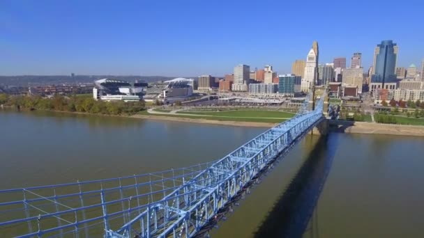 Stock Aerial Video Cincinnati Ohio 4k — стоковое видео