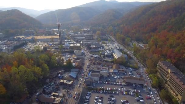 Excursão aérea de vídeo Gatlinburg Tennessee EUA — Vídeo de Stock
