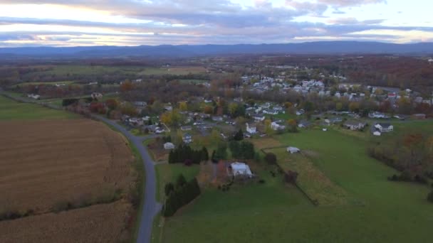 Virginia huizen op de berg — Stockvideo