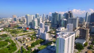 Hava dron görüntüleri Brickell Miami Florida