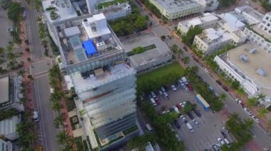 Bir bina üzerinde hava yörünge