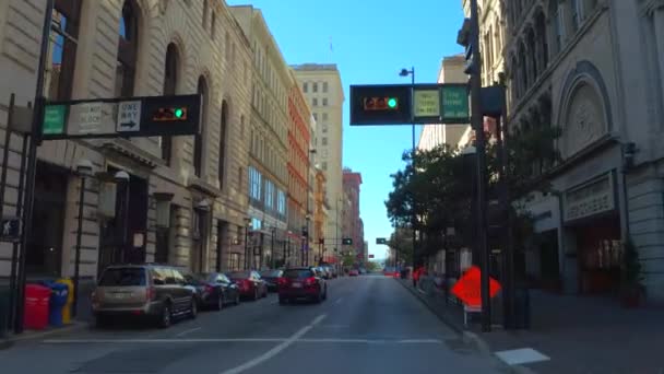 Condução através do centro de Cincinnati Ohio — Vídeo de Stock