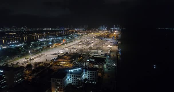 Noite aérea vídeo Port Miami 4k — Vídeo de Stock