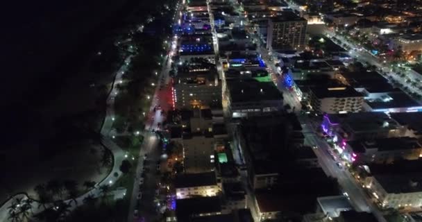 Luchtfoto beelden van Ocean Drive in Miami Beach Florida — Stockvideo