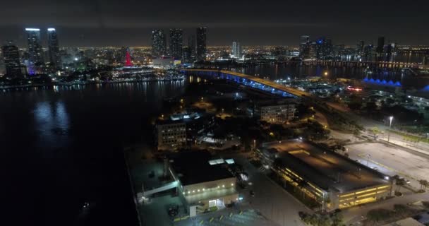 Aerial night video Downtown Miami — Stock Video