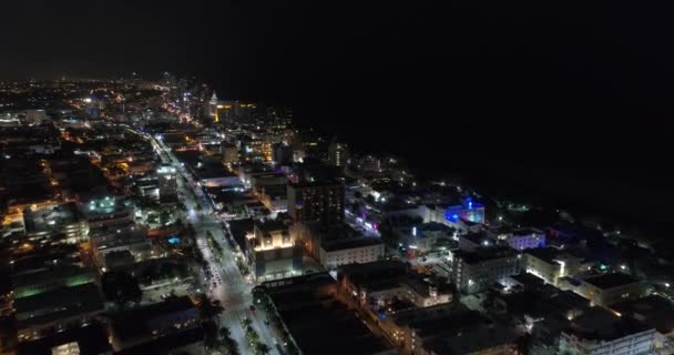 Aerial footage of Ocean Drive in Miami Beach Florida — Stock Video