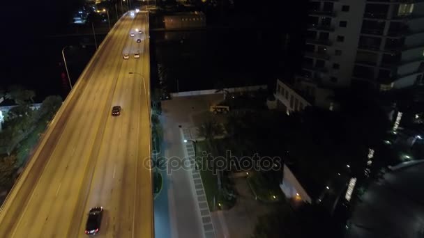 Aerial video bro över inlopp — Stockvideo