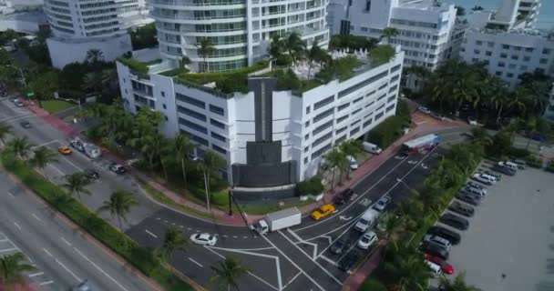 Aerial video of Fontainebleau Hotel Miami Beach — Stock Video