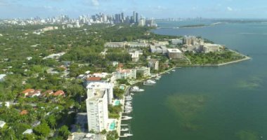 Mercy Hastanesi ve Brickell