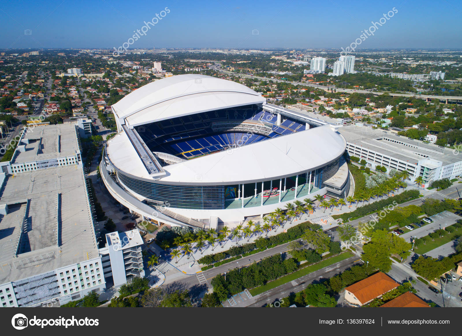 Marlins Park Stadium Miami – Stock Editorial Photo © felixtm