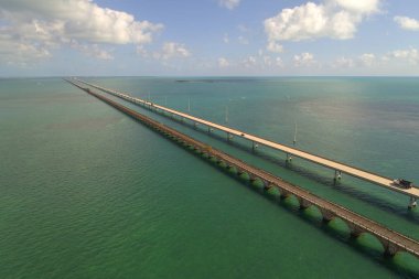 Florida Keys denizaşırı otoyol havadan görüntü