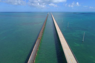 Florida Keys denizaşırı otoyol havadan görüntü