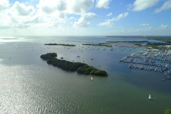 Aerial photo of Dinner Key Marina — Stock Photo, Image