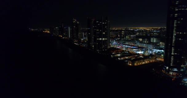 Noite aérea panorâmica vídeo Sunny Isles Beach — Vídeo de Stock