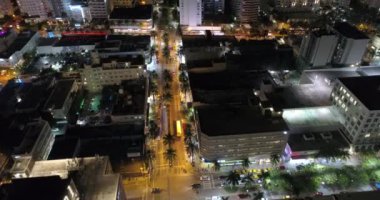 Lincoln Road ve Collins Bulvarı