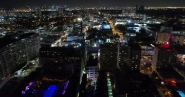 Havadan görüntüleri Miami Beach Ocean Drive ve Collins Bulvarı
