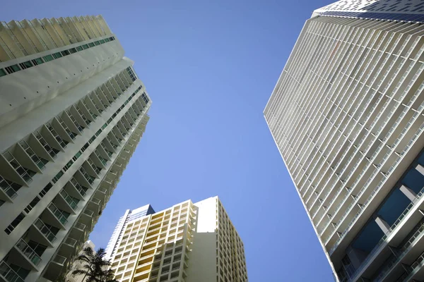 Grattacieli Highrise girato con ampio angolo — Foto Stock