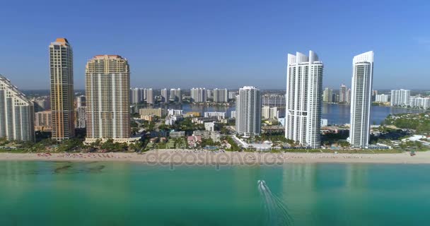 Sunny Isles Beach FL 'in hava videosu. — Stok video