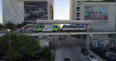 Miami metromover ulaşım hizmeti