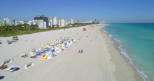 Antenowe drone nad Miami Beach Piaski — Wideo stockowe