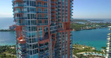 Miami Beach hükümet kesmek ve highrise mimarisi 4k
