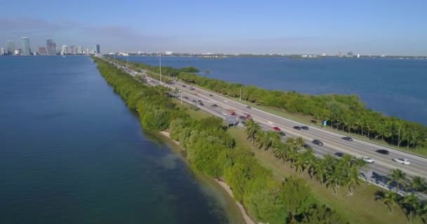 Video aereo della Julia Tuttle Causeway Miami Beach — Video Stock