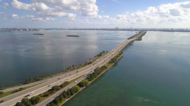 Julia Tuttle Causeway Miami Beach 