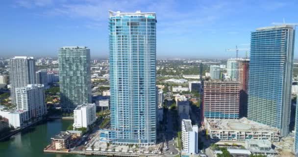 Luchtfoto tour edgewater Miami — Stockvideo