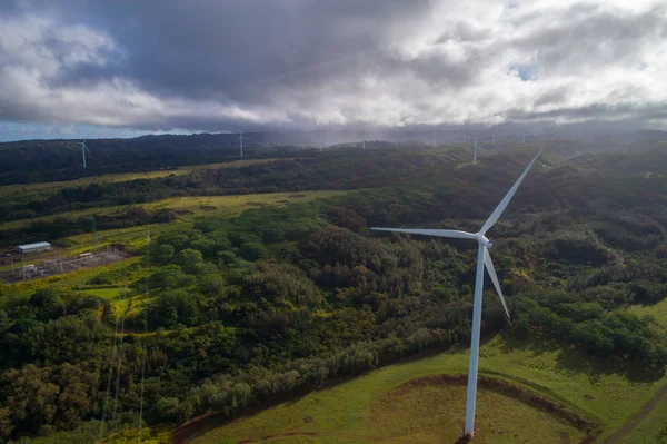 Imagen aérea parque eólico Hawaii — Foto de Stock