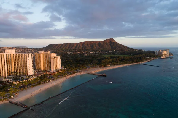 Waikiki aéreo e cabeça de diamante — Fotografia de Stock