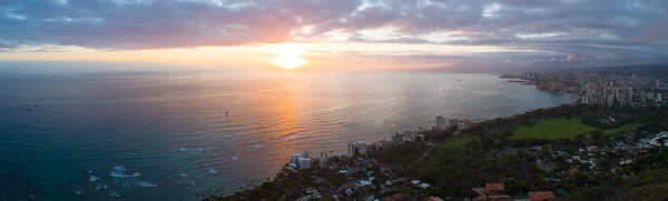Sonnenuntergang aus der Luft in Hawaii — Stockfoto