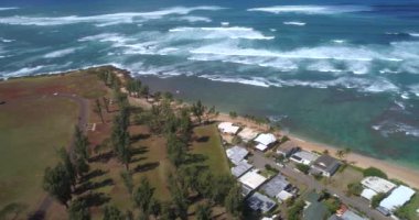 Kaiaka Bay ve Sahil Parkı