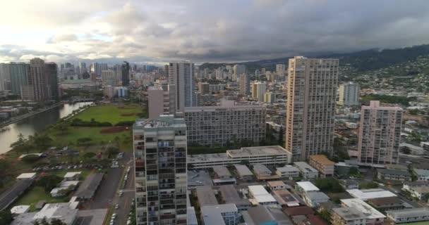 Luchtfoto van honolulu hawaii — Stockvideo