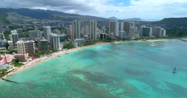 Φάρος παραλία Waikiki στη Χαβάη. — Αρχείο Βίντεο