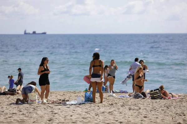 Estudantes universitários na Spring Break Fort Lauderdale Beach — Fotografia de Stock