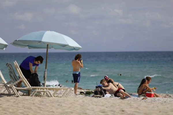 Estudantes universitários na Spring Break Fort Lauderdale Beach — Fotografia de Stock