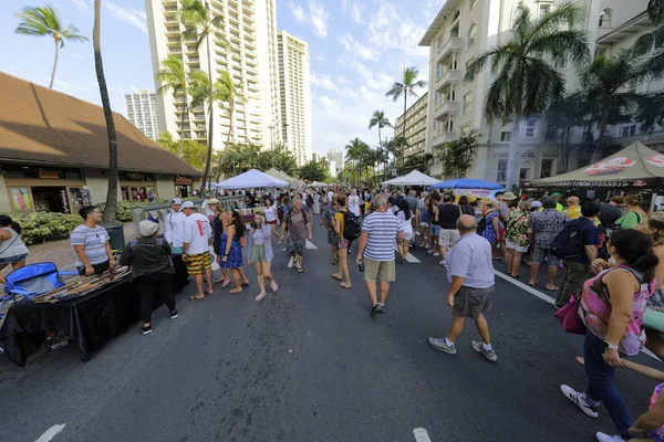 Honolulu Straßenfest auf der Kalakaua Avenue — Stockfoto