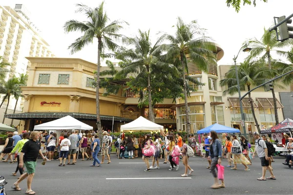 Ulicy Honolulu festiwalu na Kalakaua Avenue — Zdjęcie stockowe