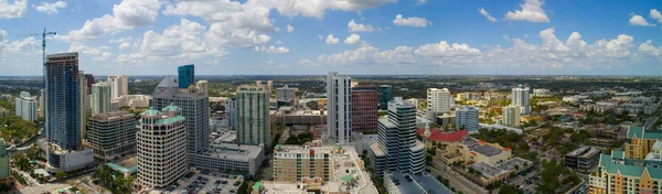 Foto panorámica aérea del centro de Fort Lauderdale Florida EE.UU. —  Fotos de Stock