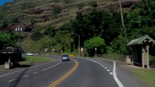 Natursköna vulkaniska bergspass i Oahu Hawaii North Shore — Stockvideo