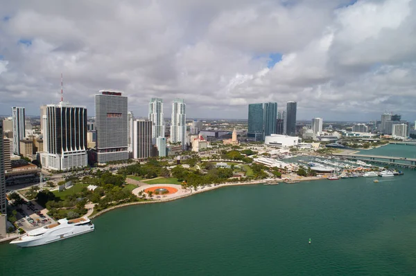 Аэрофотоснимок центра Майами, штат Флорида, США — стоковое фото