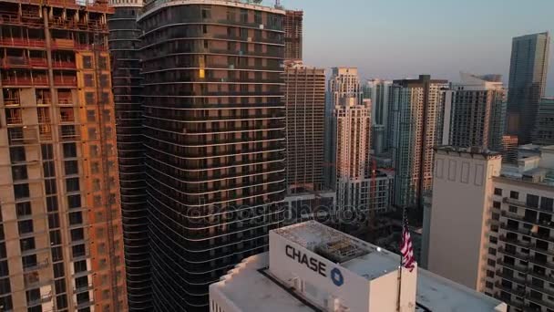 Brickell skyscraper rooftop pool — Stock Video