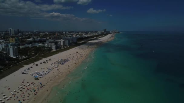 Antenne miami Strand unter ausgesetzt — Stockvideo